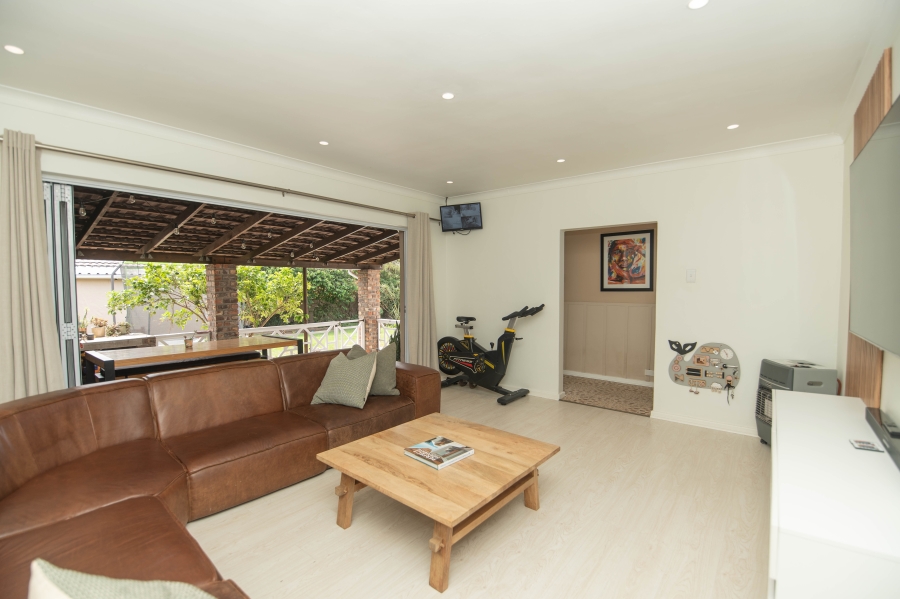 3 Bedroom Property for Sale in Sherwood Eastern Cape